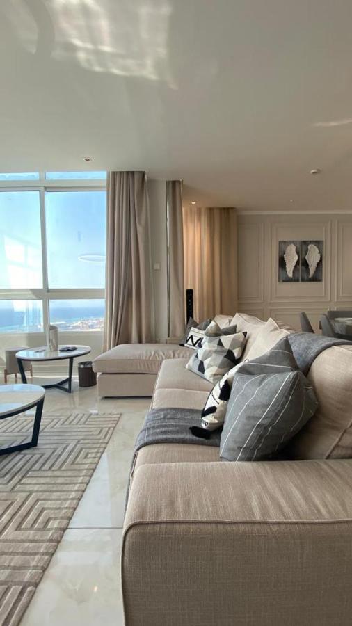 Apartment فاخرة Vip مطلة على البحر برج المسارات *