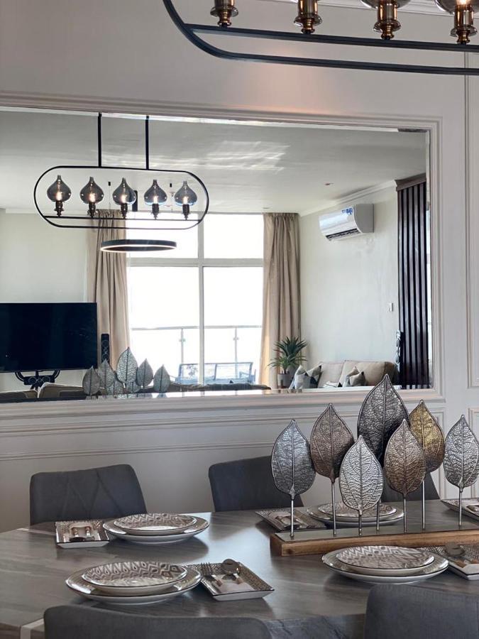 Apartment فاخرة Vip مطلة على البحر برج المسارات *